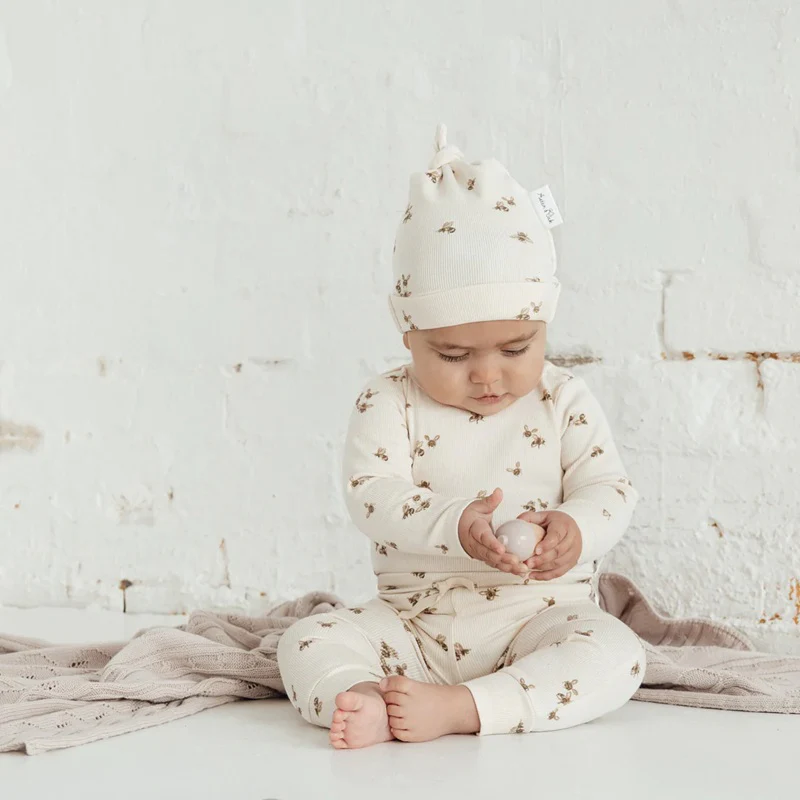Aster & Oak Bee Luxe Rib Knot Hat - Natural - Image 3