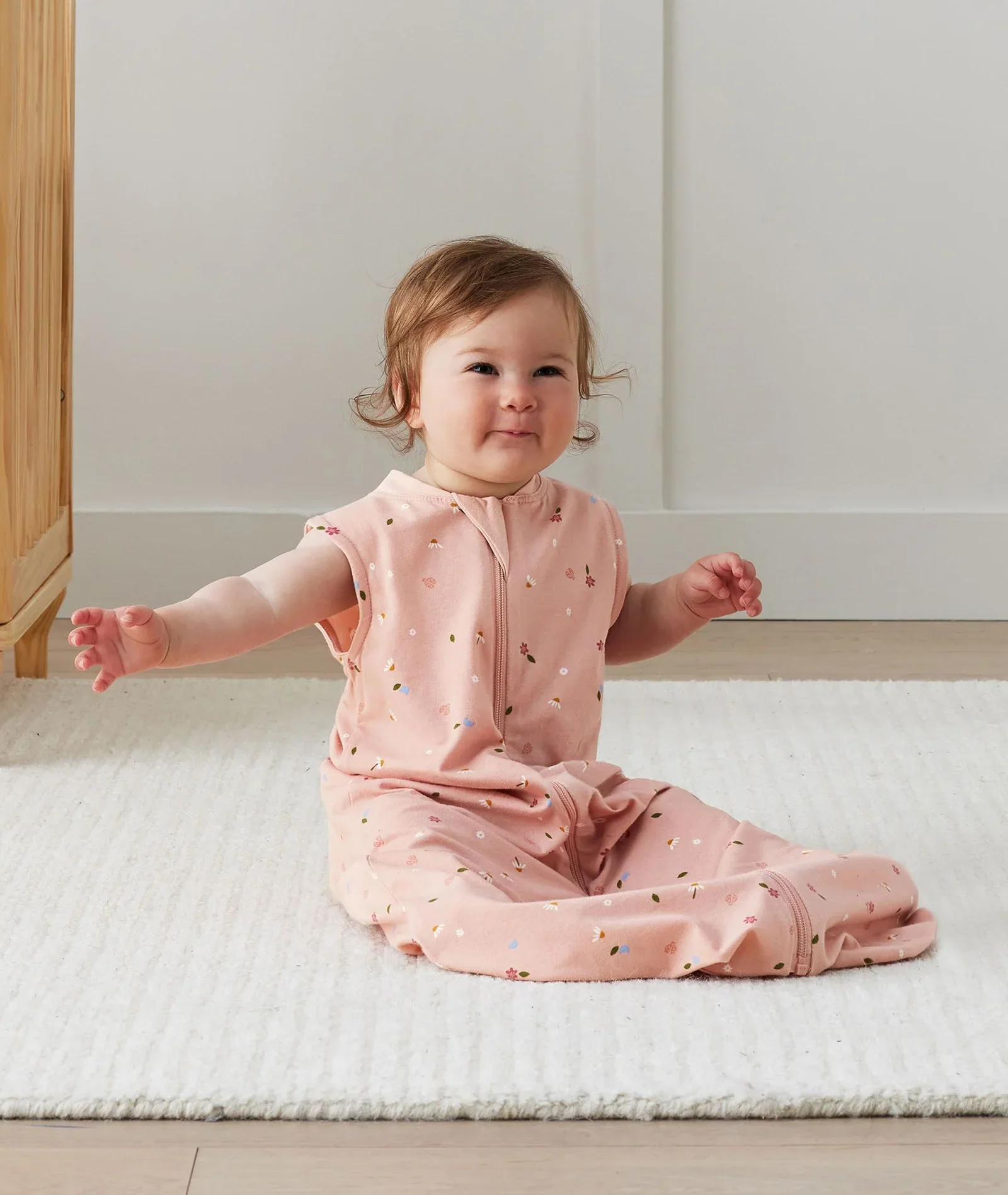 ergoPouch Australia Sleep Suit Bag 0.2 TOG - Daisies - Image 9