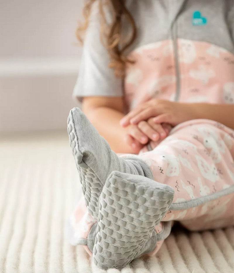 Love To Dream Organic Short Sleeve Sleep Suit 1.0 TOG - Dusty Pink Doves - Image 4