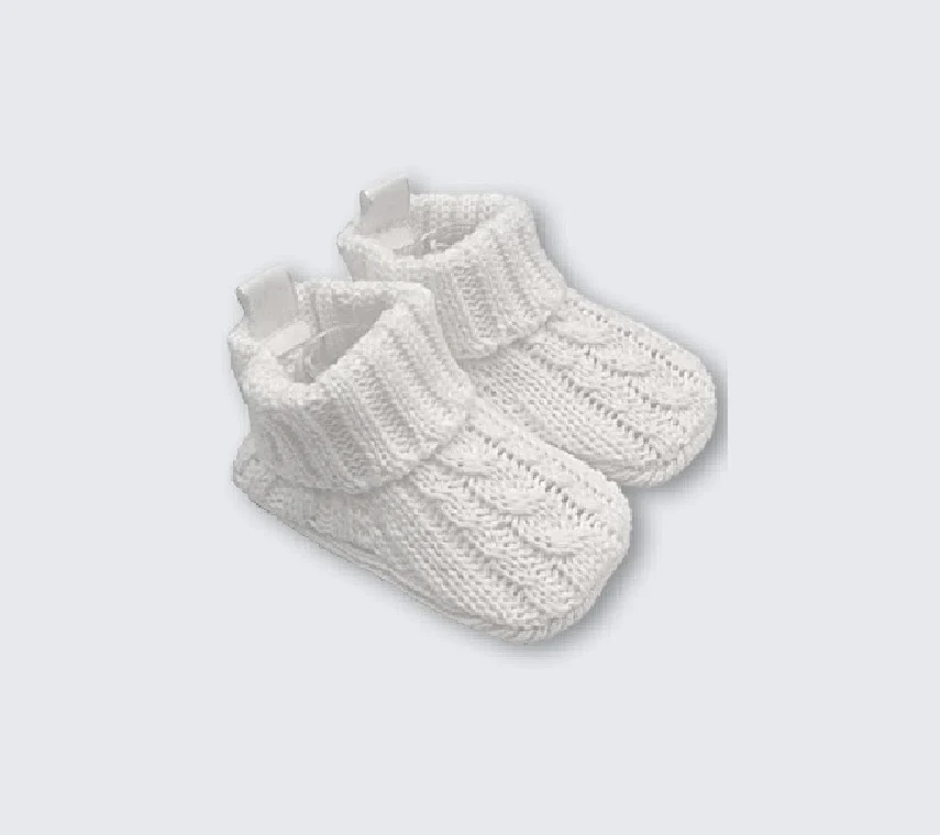 Playette Cable Knitted Booties 0-6 months - White