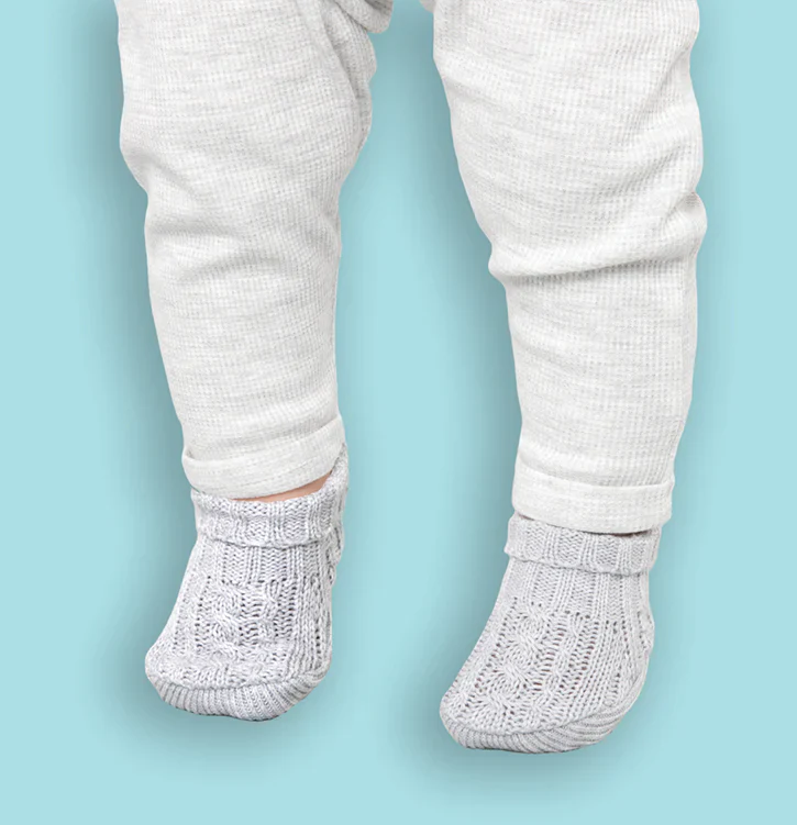 Playette Cable Knitted Booties 0-6 months - White - Image 2